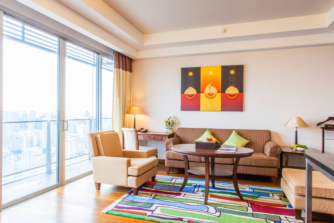 Column-Bangkok-Room-23