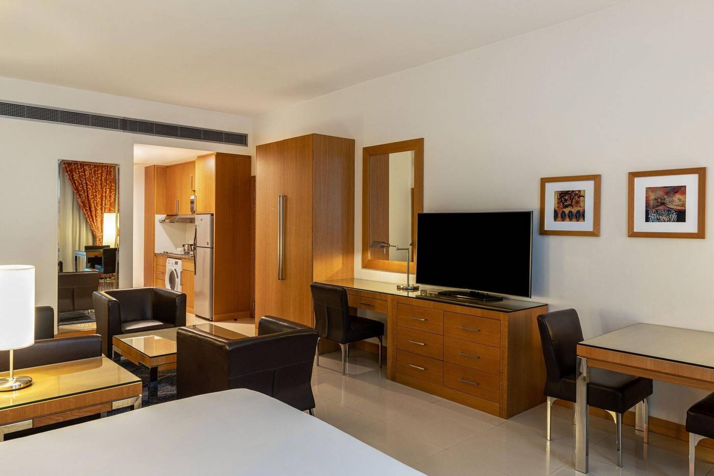 Four-Points-by-Sheraton-Downtown-Dubai-Room-18