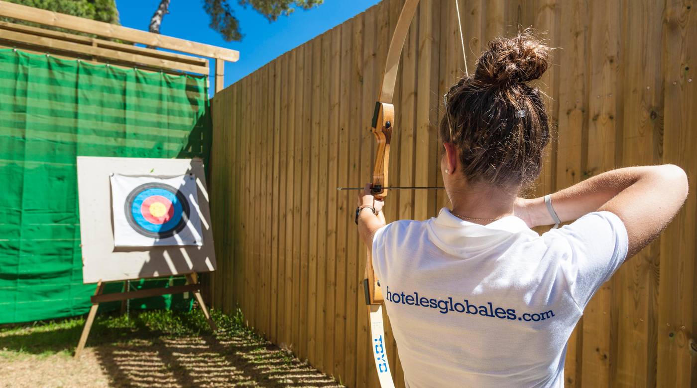 Globales-Playa-Estepona-Sports-and-Entertainment-59