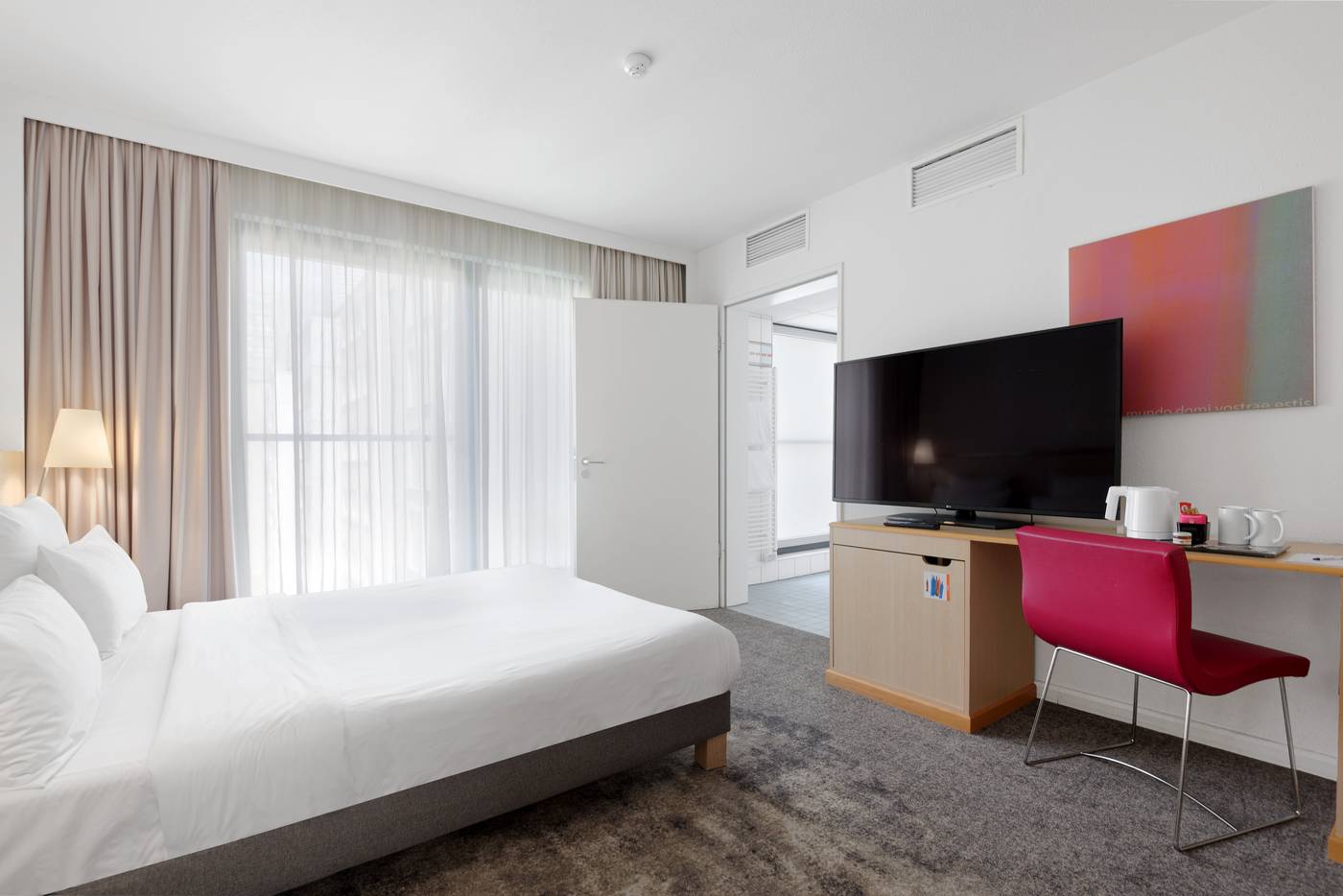 Novotel-Berlin-Mitte-Room-23