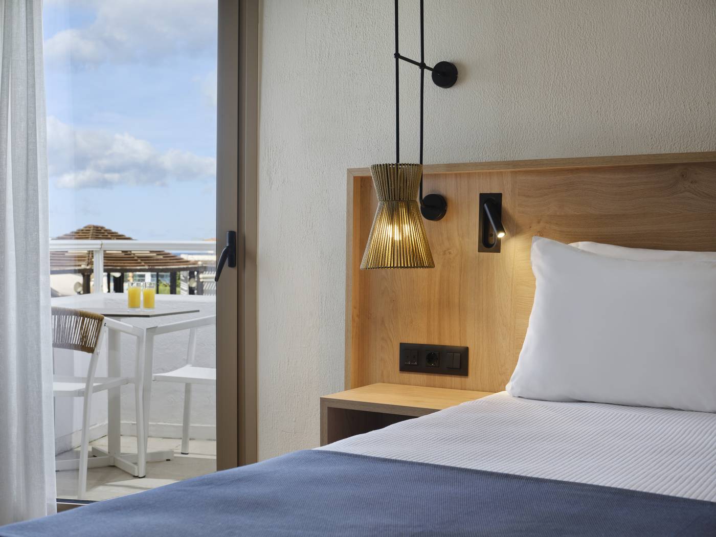 Atlantica-Ocean-Beach-Resort-Room-36
