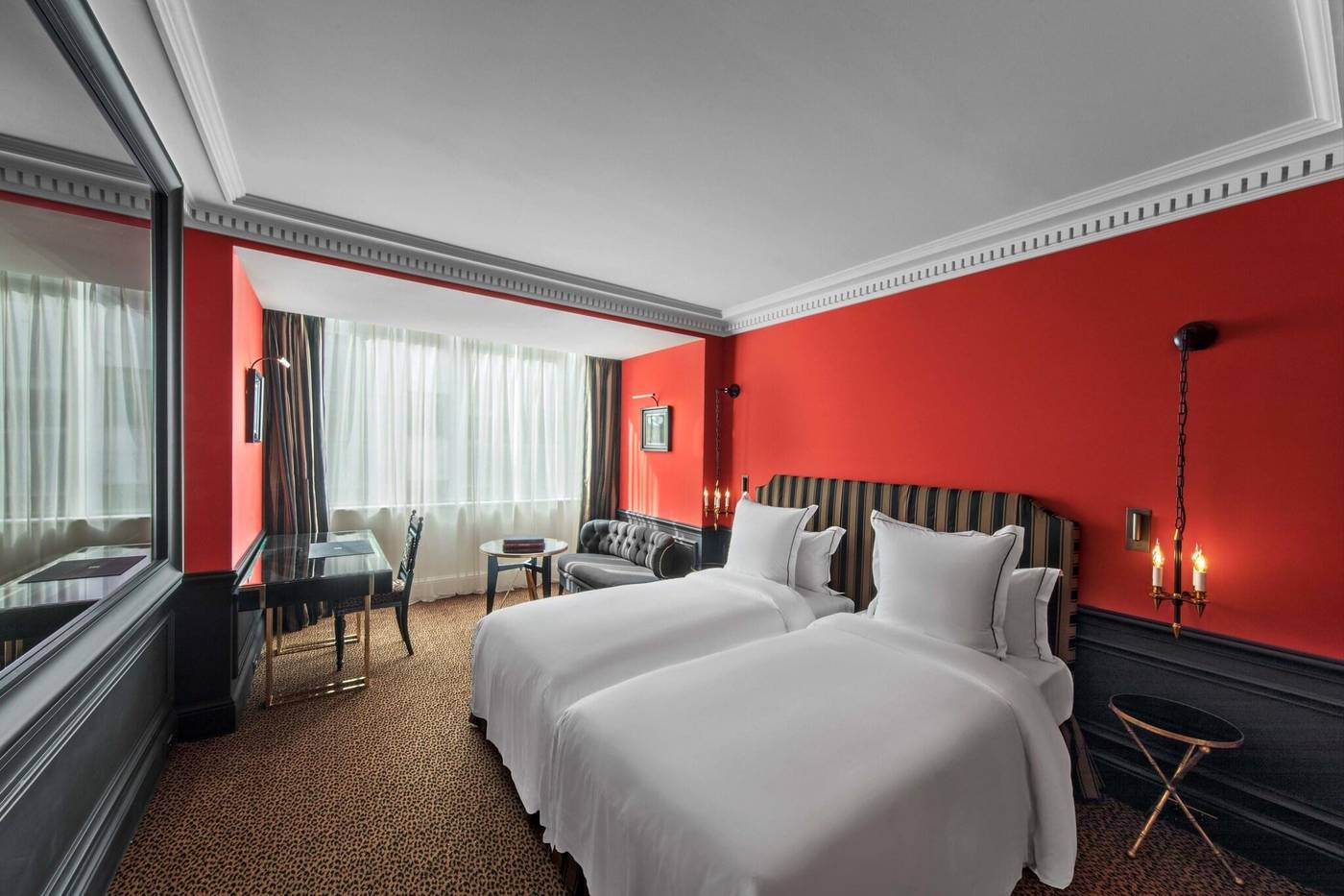 Hotel-de-Berri-Champs-Elysees--a-Luxury-Collection-Hotel--Paris-Room-48