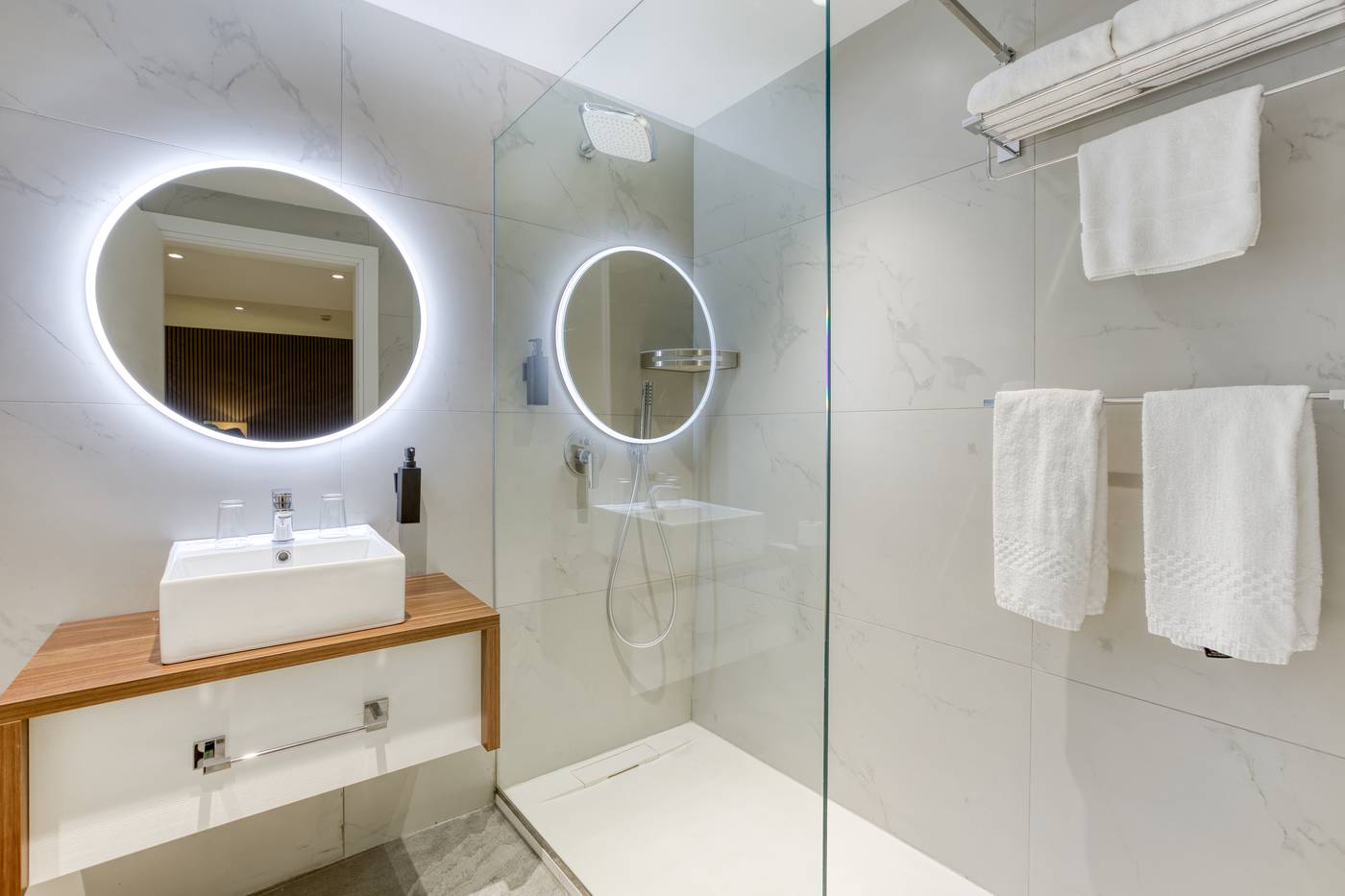 Solana-Hotel---Spa-Room-77