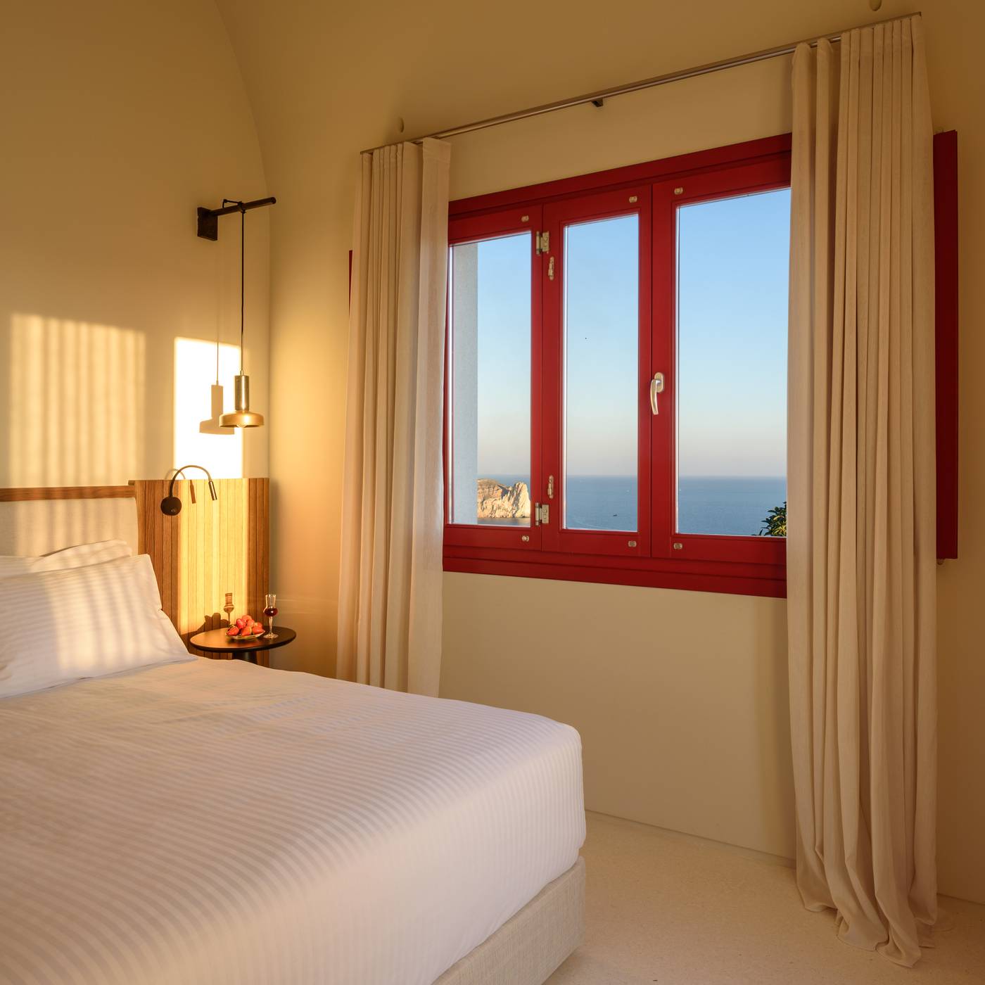 Potnia-Theron-Suites-Room-14