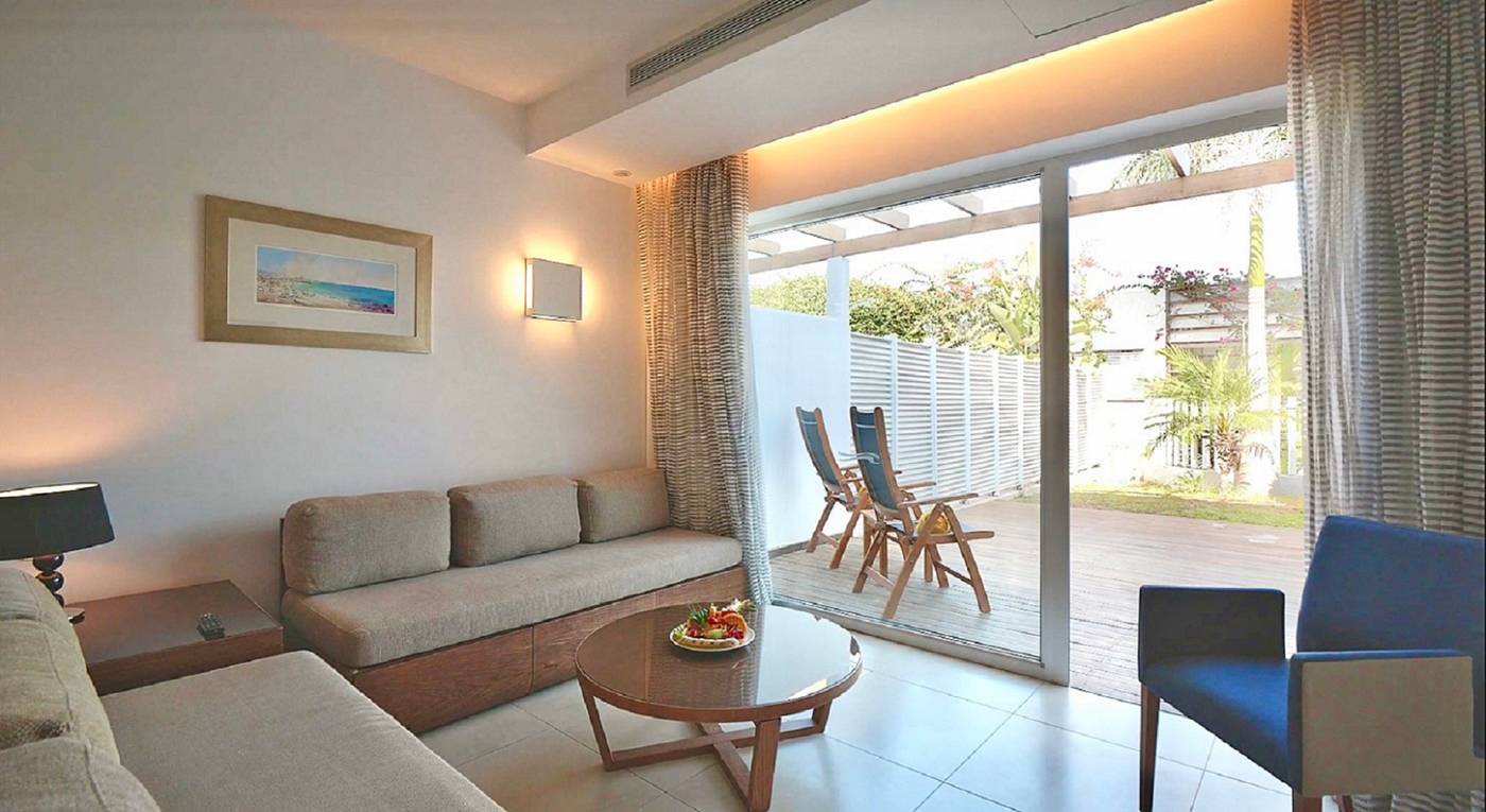 Sunrise-Pearl-Hotel---Spa-Room-40