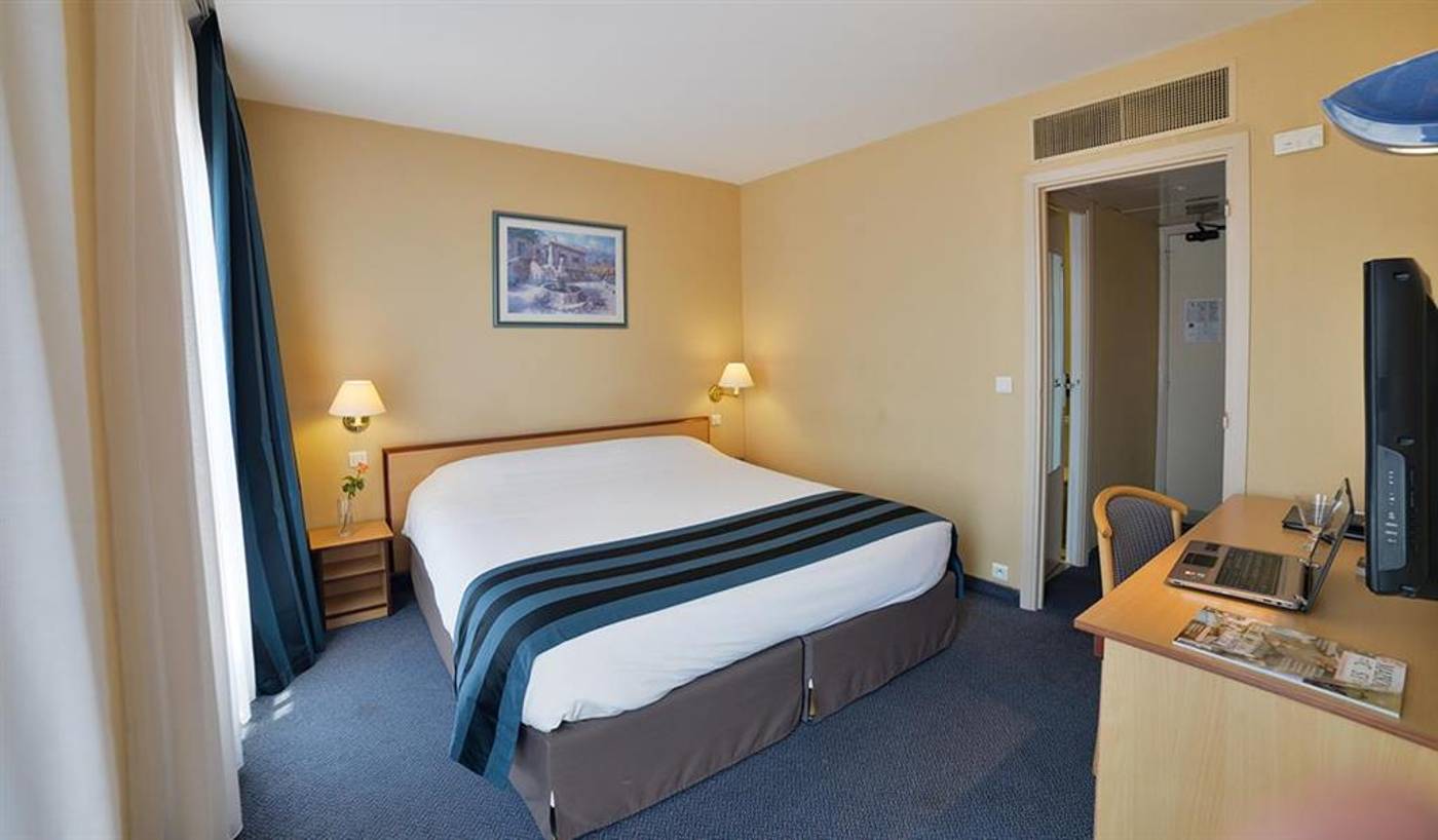 Best-Western-Hotel-Univers-Room-10