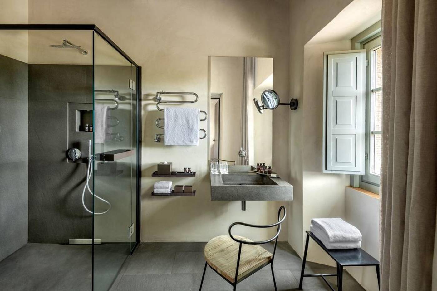 Badia-Di-Pomaio-Room-22