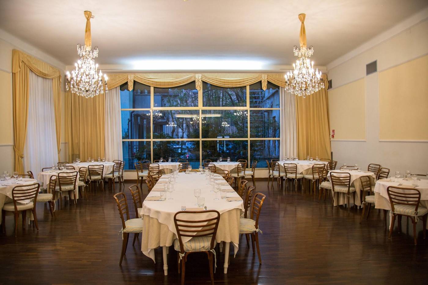 Hotel-Cappelli-Restaurant-41