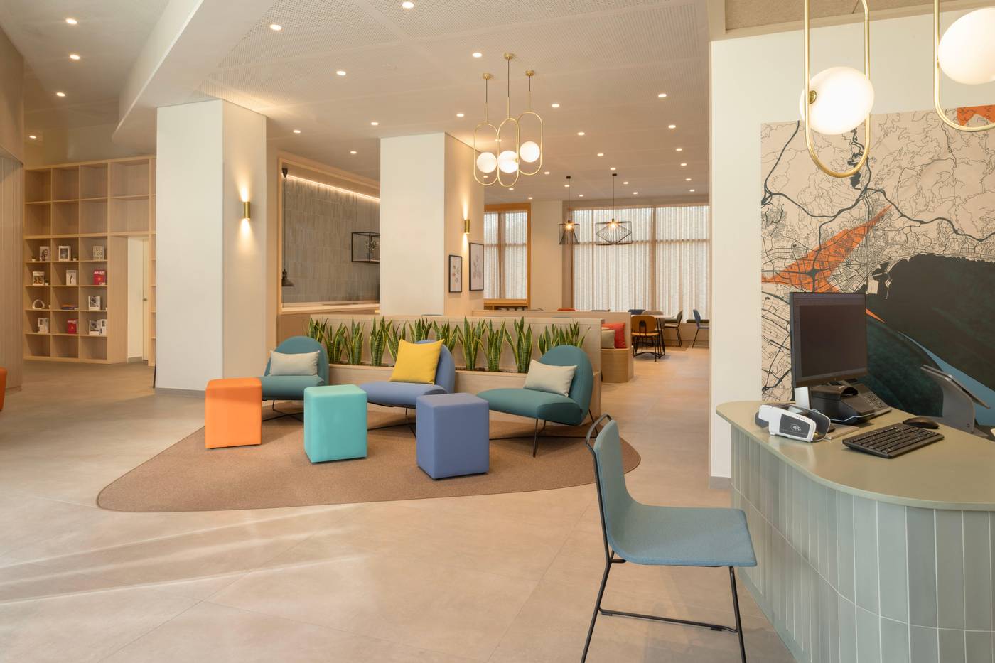 Staybridge-Suites-Malaga-Lobby-34