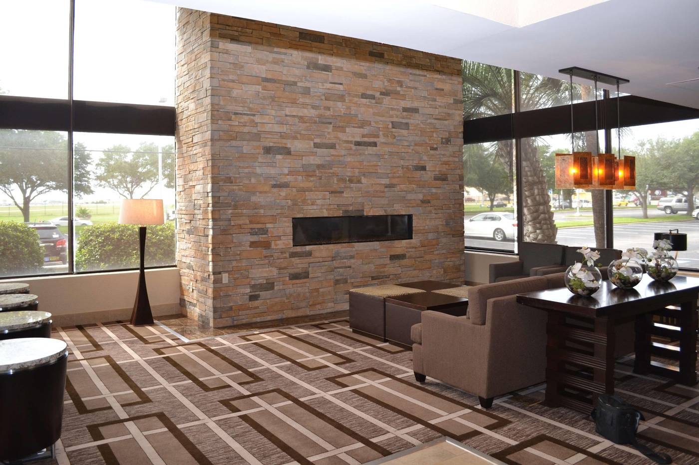 DoubleTree by Hilton Houston Hobby Airport-United States-HOUSTON-Lobby-7