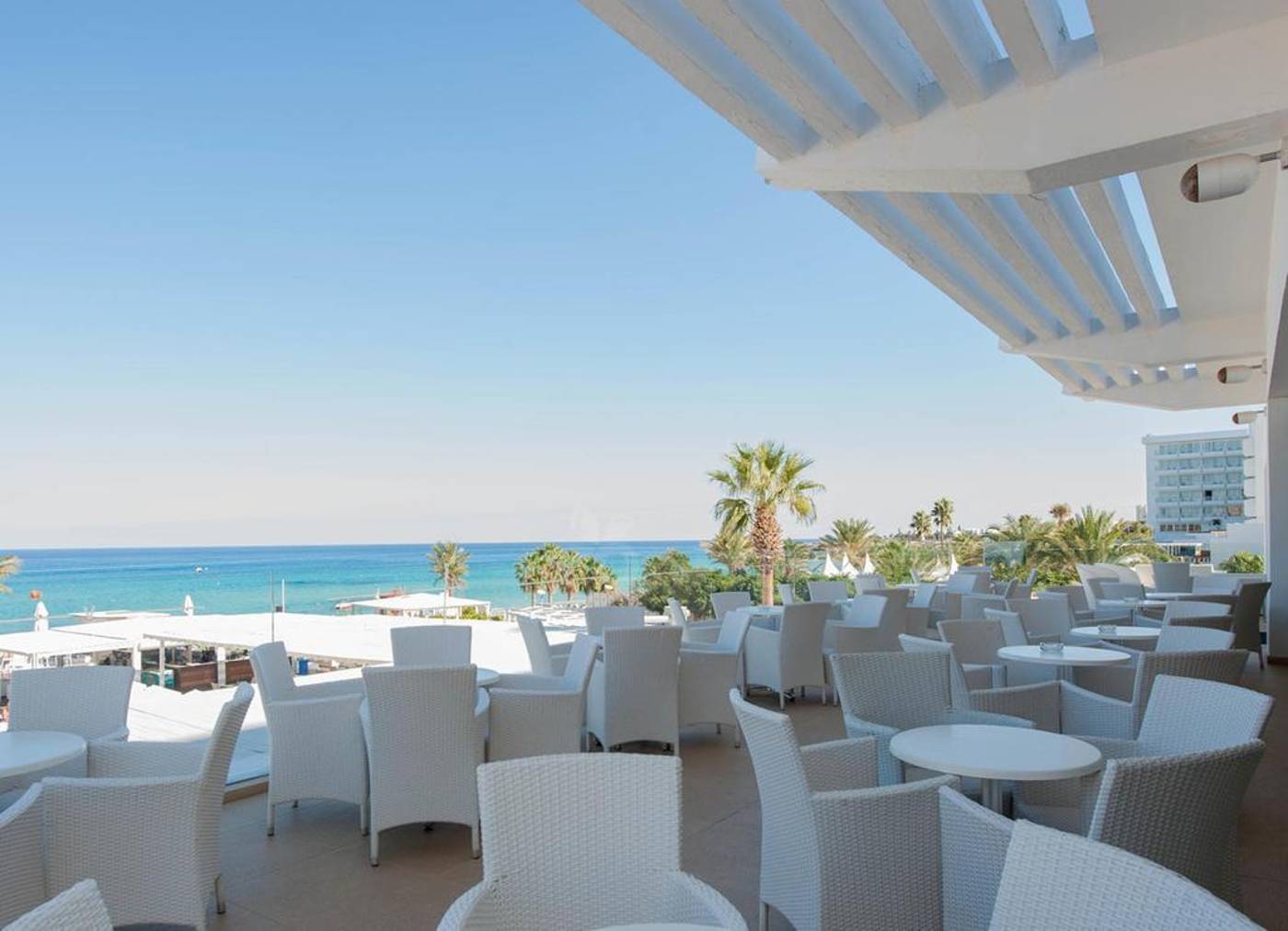 Tsokkos-Vrissiana-Beach-Hotel-Terrace-43