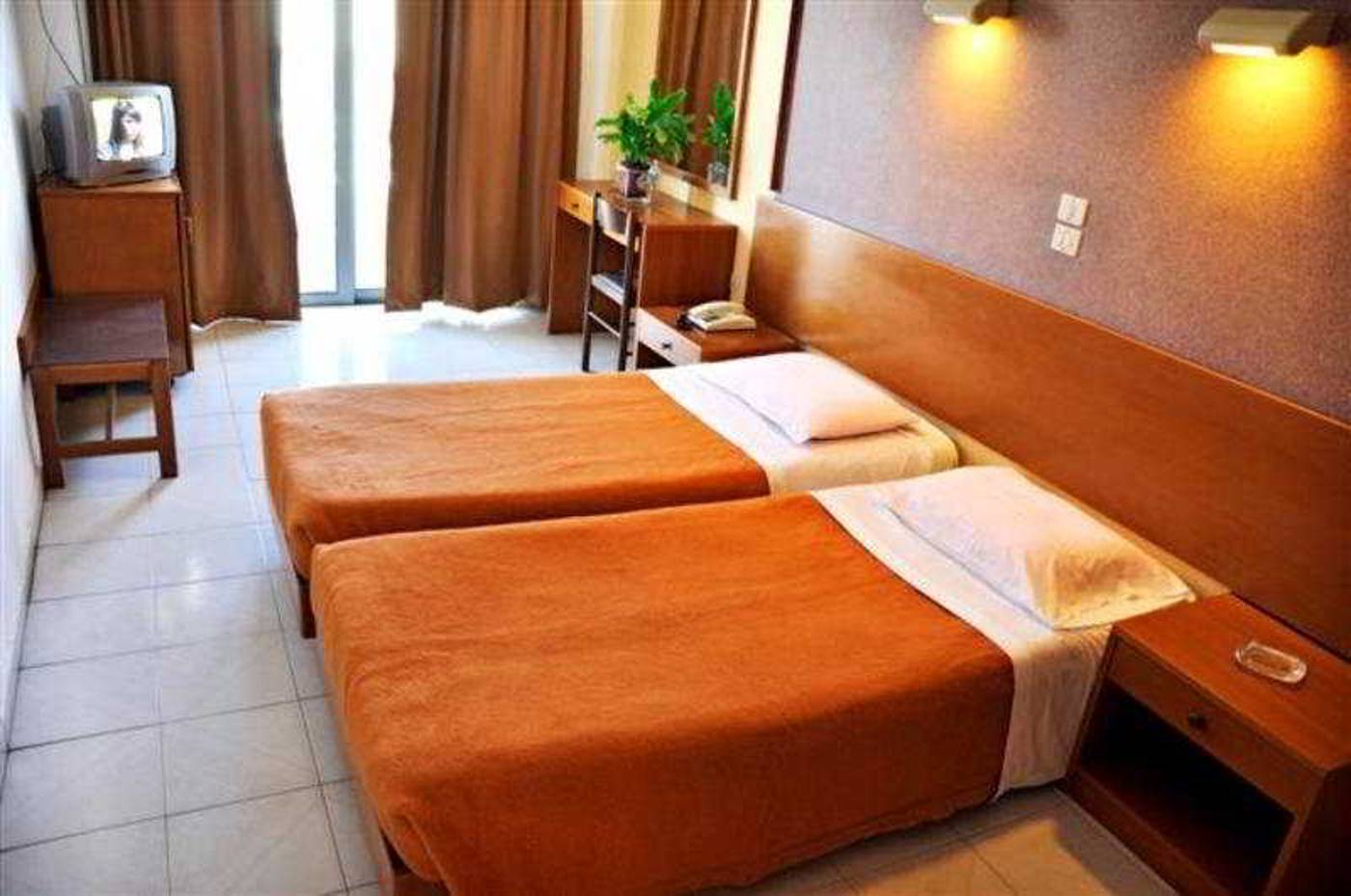 Africa-Hotel-Room-8