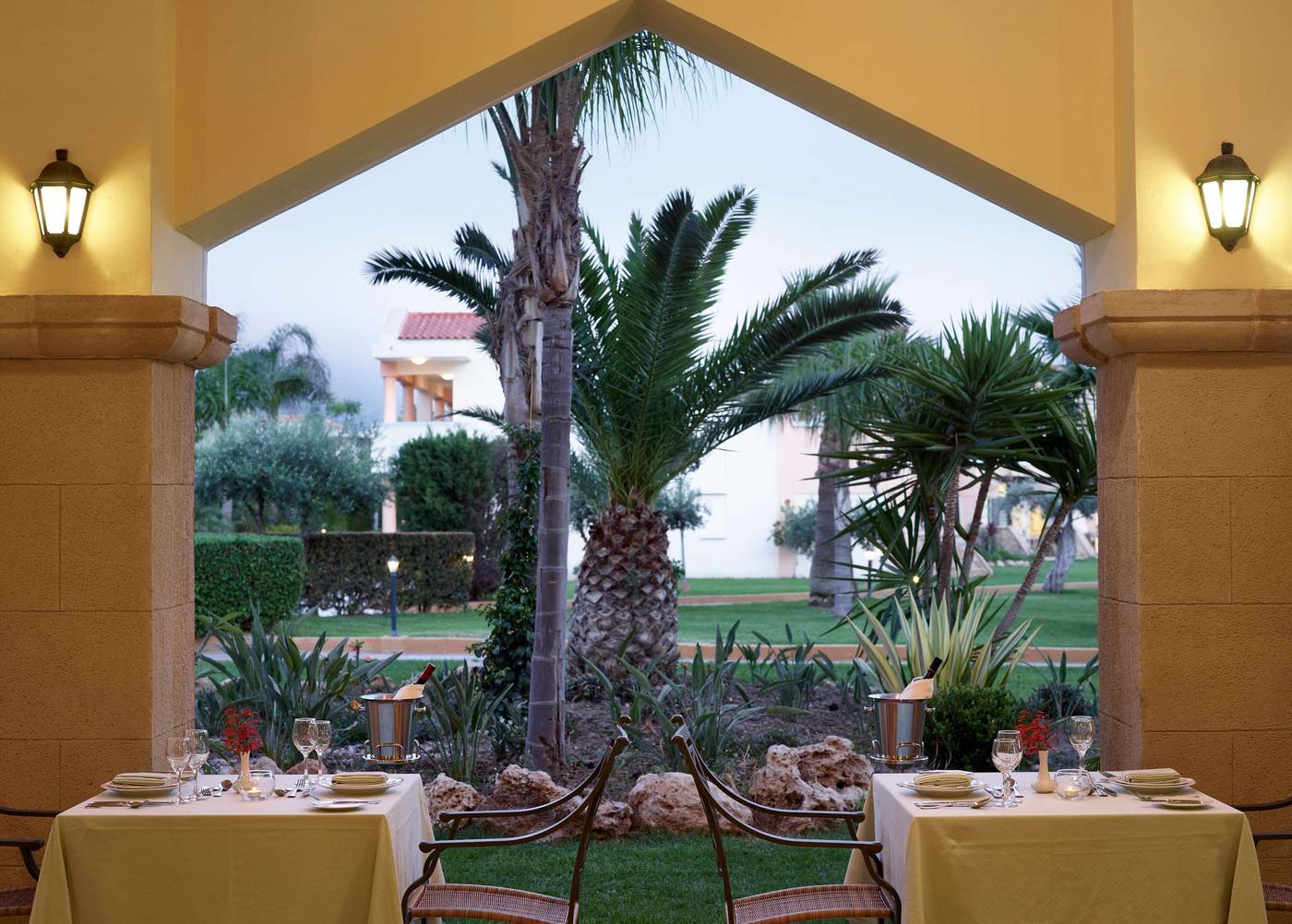 Lindos-Princess-Beach-Resort---Spa-Restaurant-16