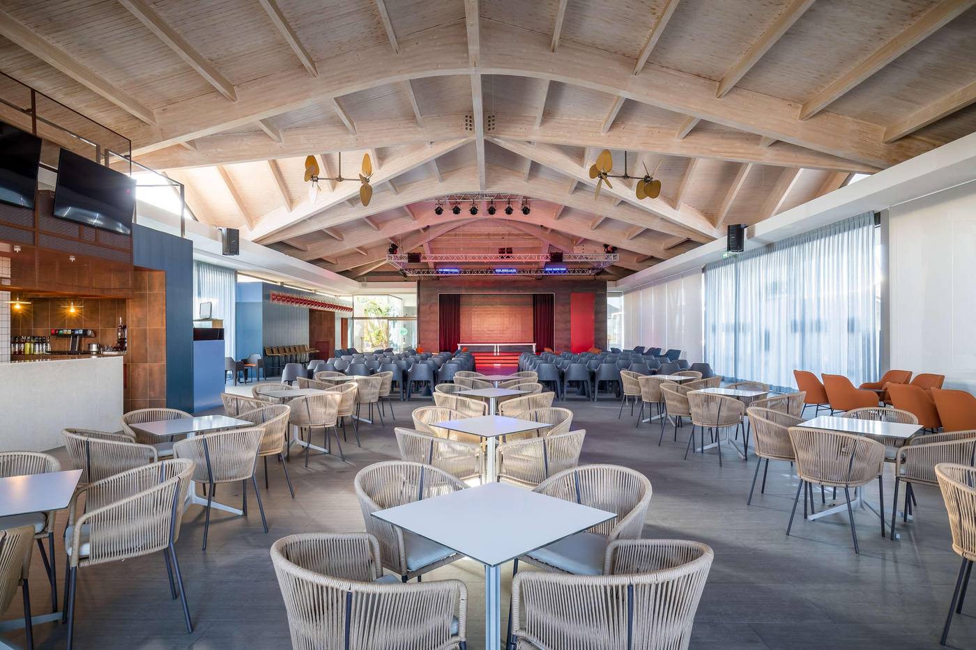 Barcelo-Fuerteventura-Castill-Sports-and-Entertainment-67