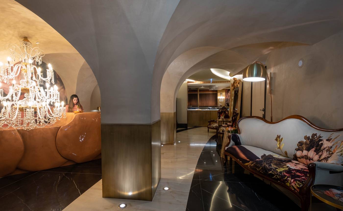 Madalena-By-the-Beautique-Hotels-Lobby-14