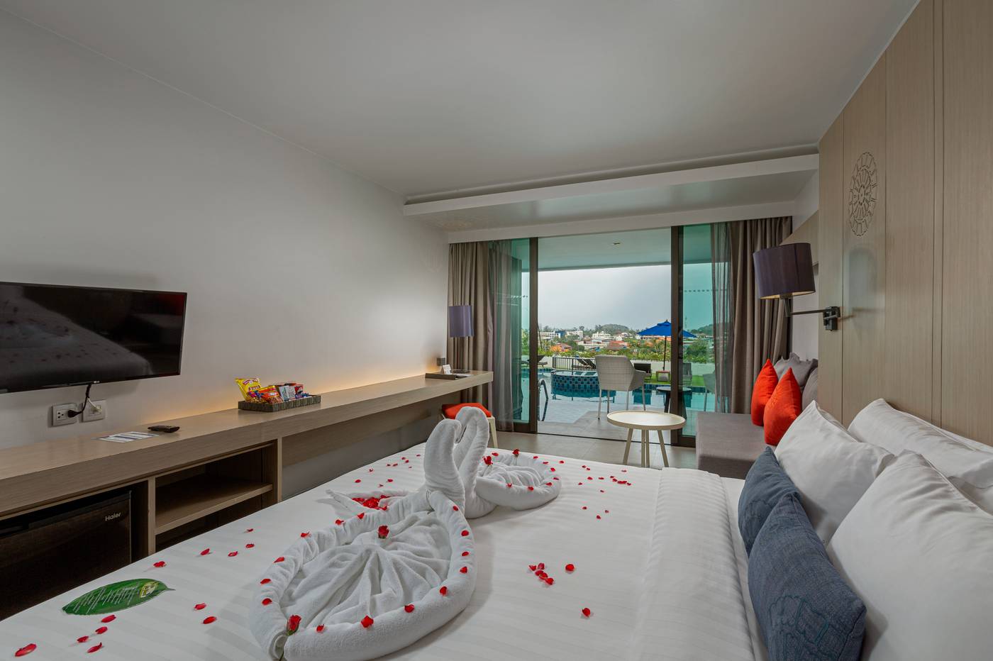 The-Yama-Hotel-Phuket-Room-28