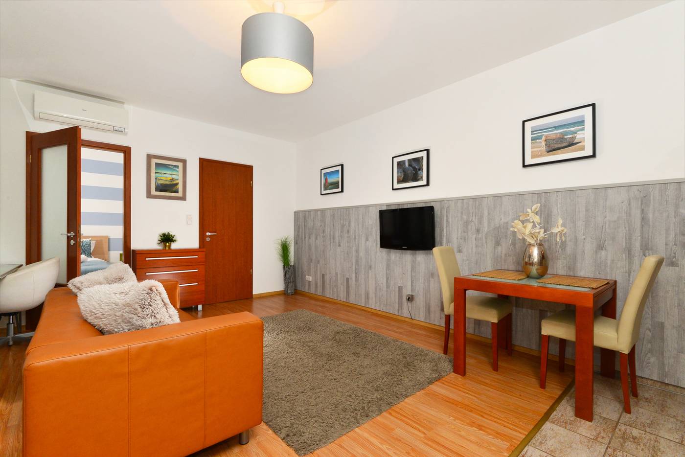 Lord-Residence-Room-14