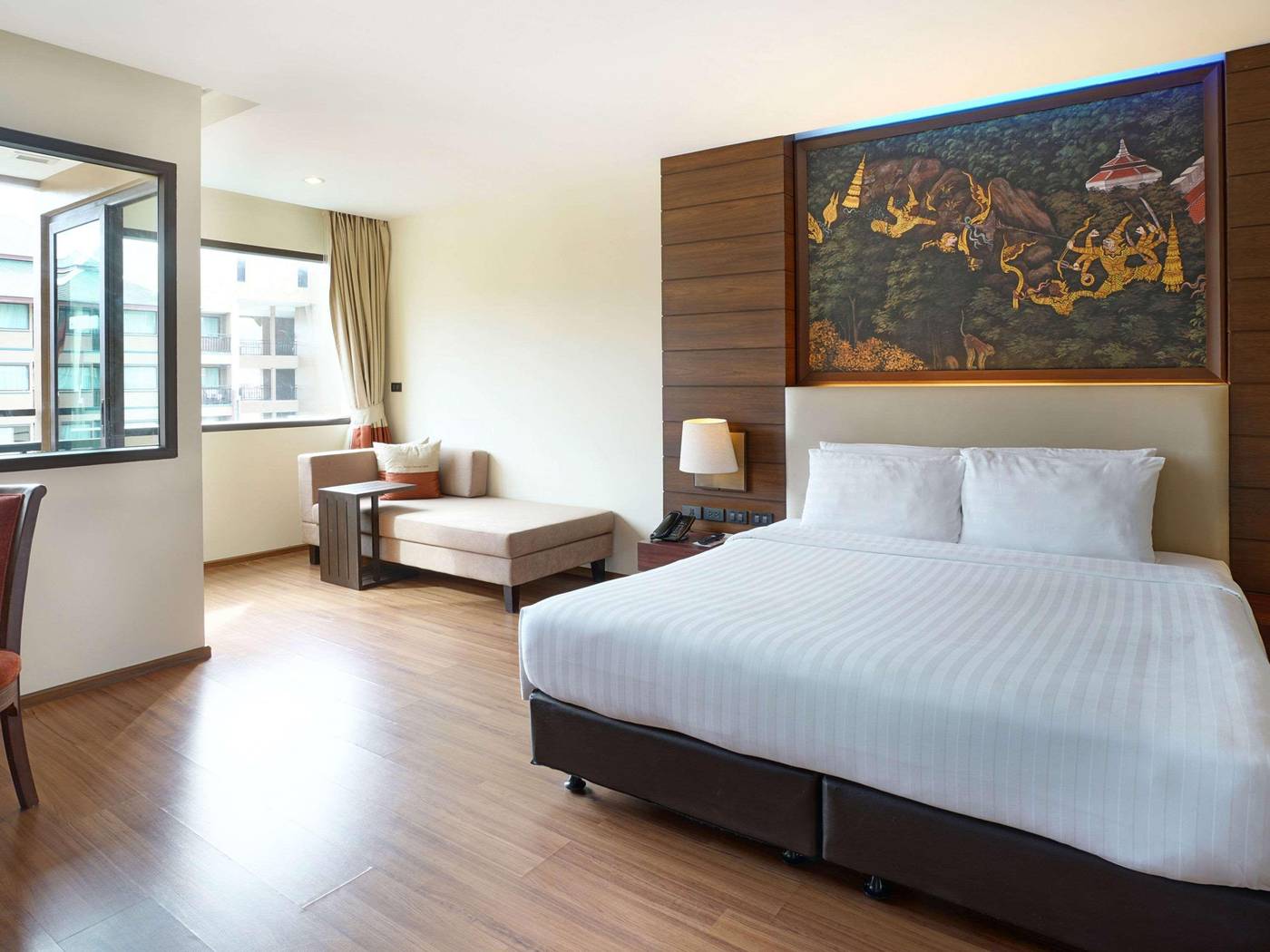 Novotel-Phuket-Vintage-Park-Room-25