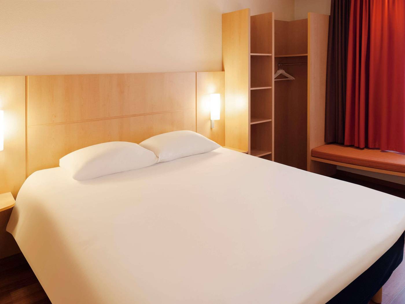 ibis-Brussels-Centre-Gare-Midi-Room-37