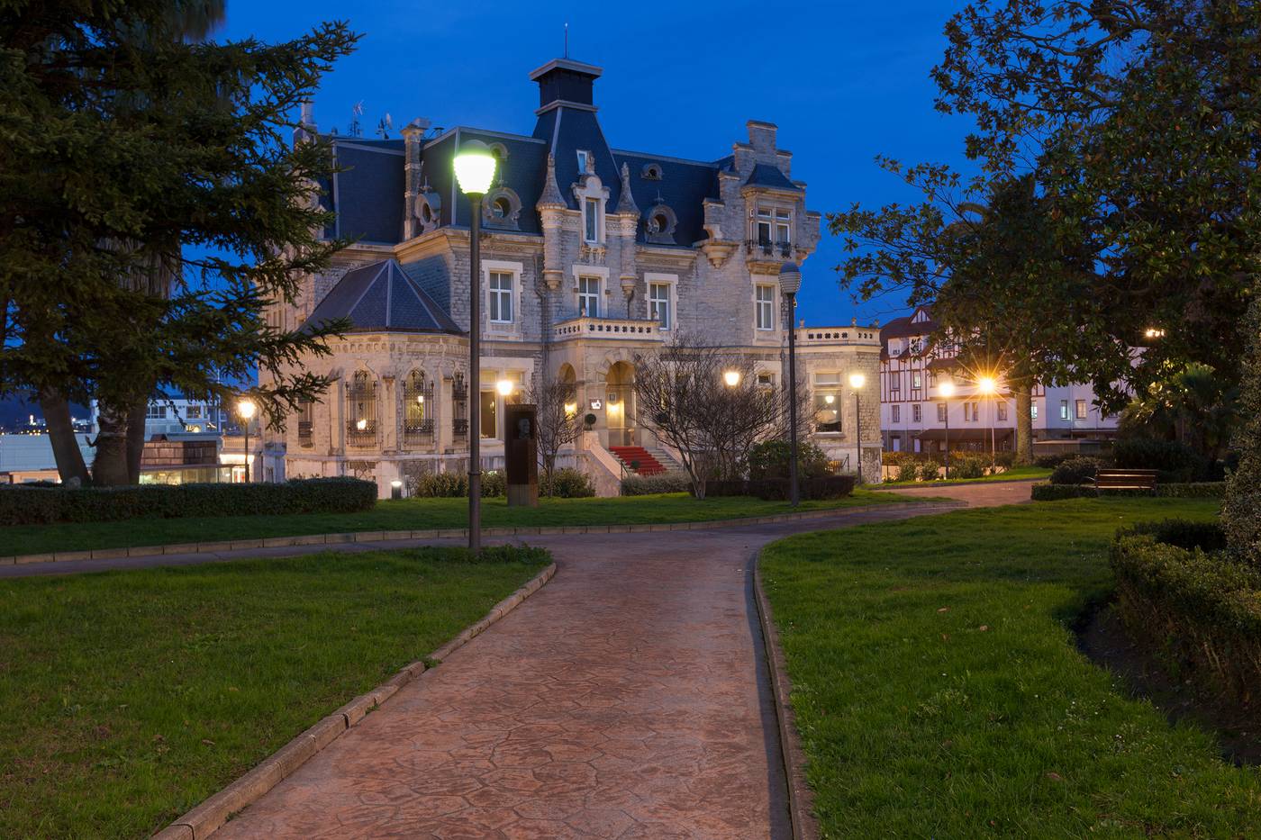 URH Palacio de Oriol-Spain-SANTURCE-General view-4