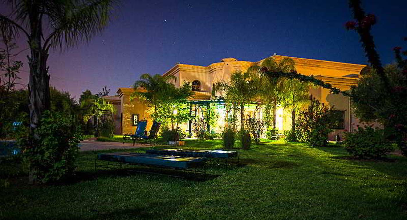 Las-Palmeras-Terrace-4