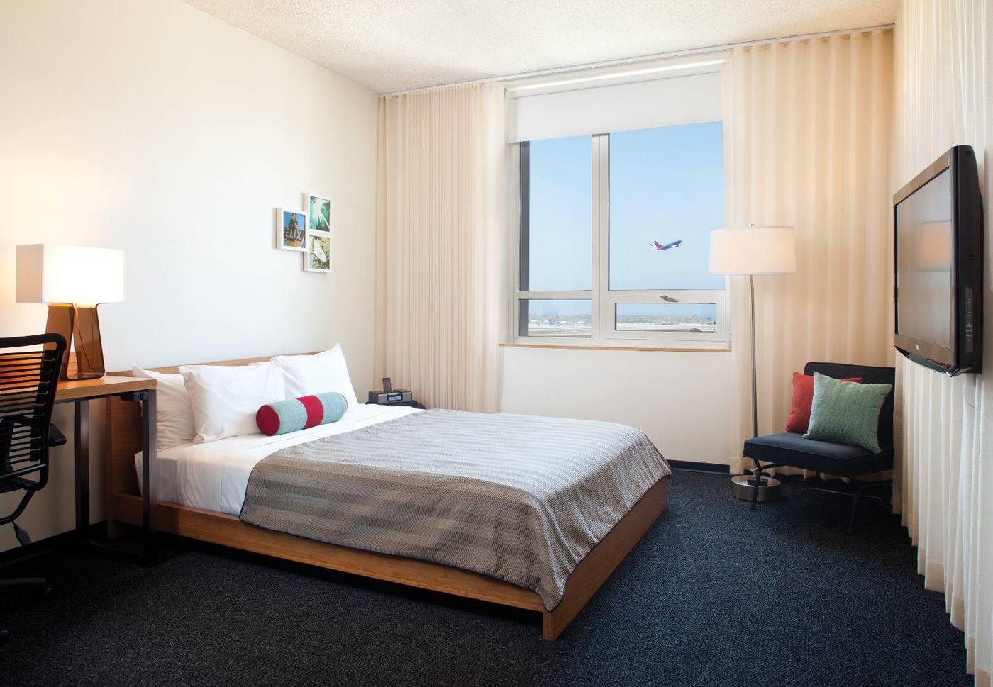 Custom-Hotel-Room-34