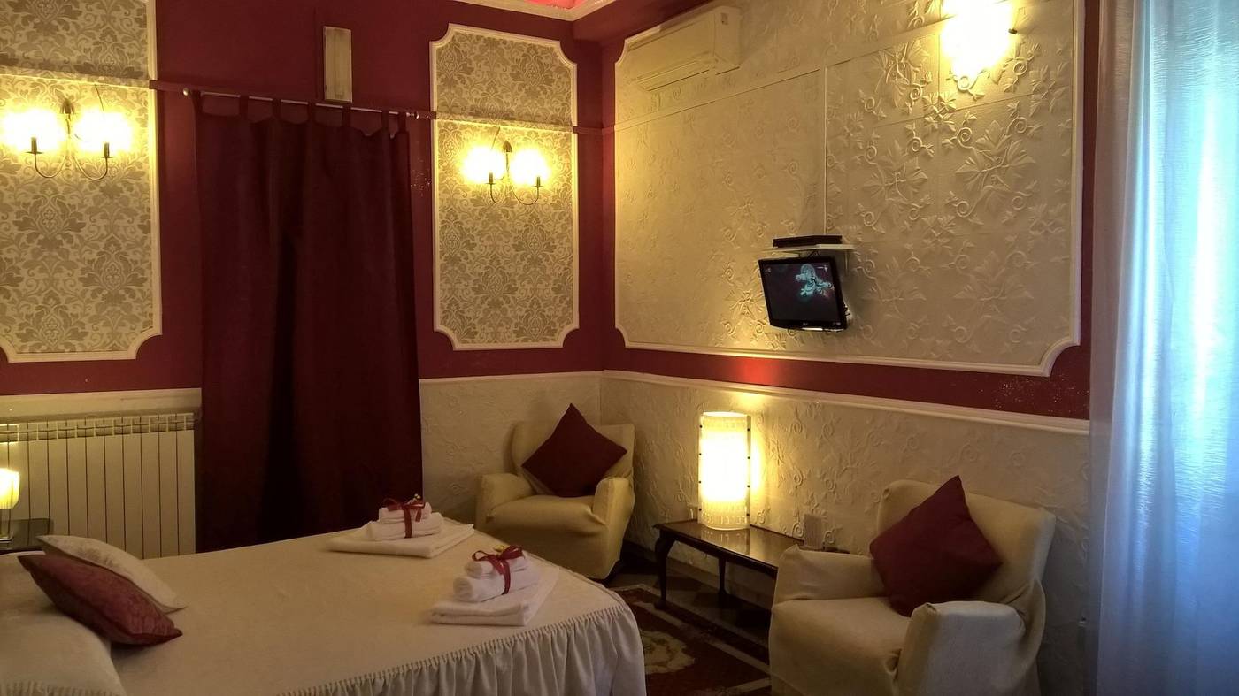 B---B-La-Mimosa-Room-26