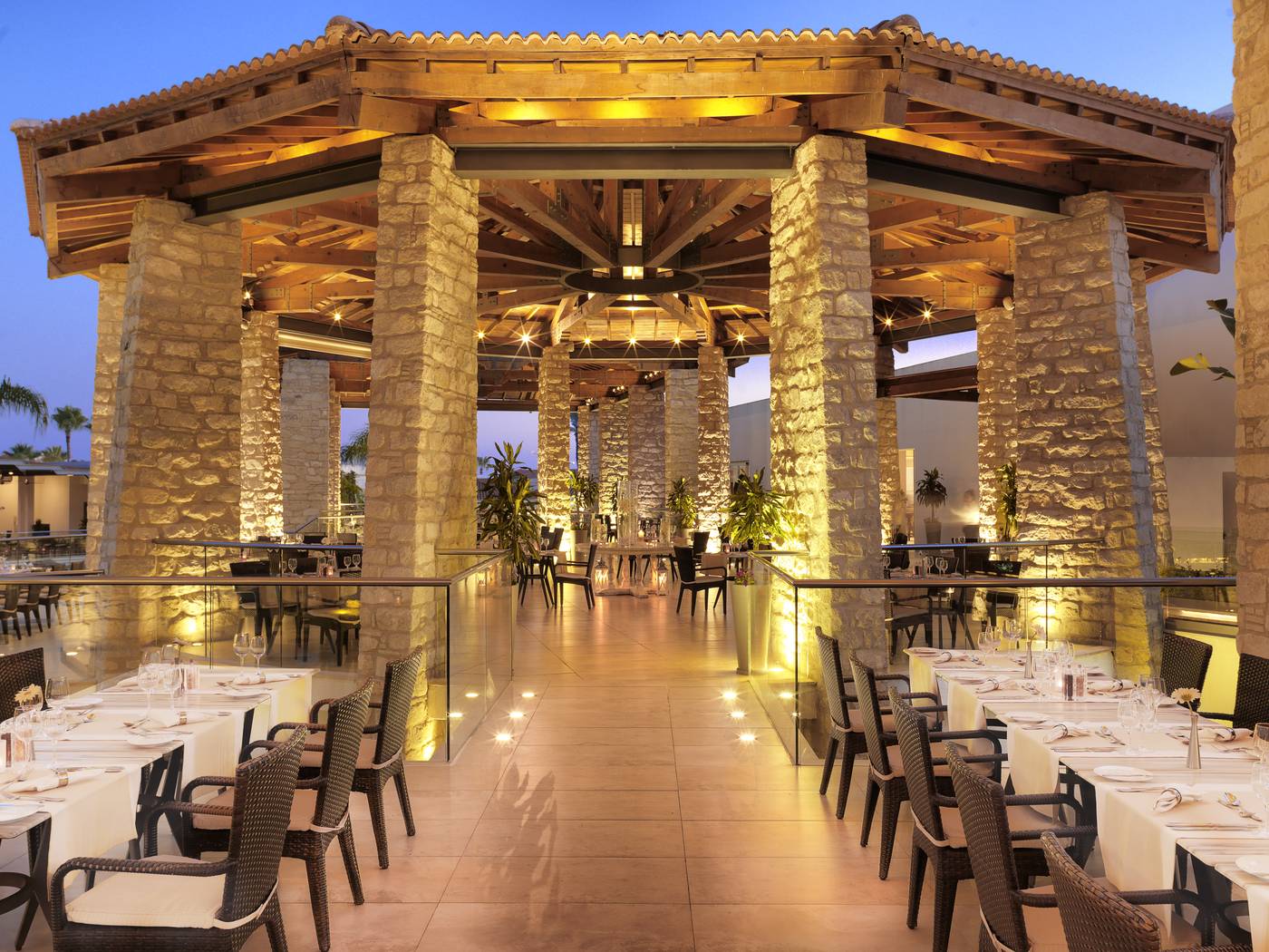 Olympic-Lagoon-Resort-Restaurant-23