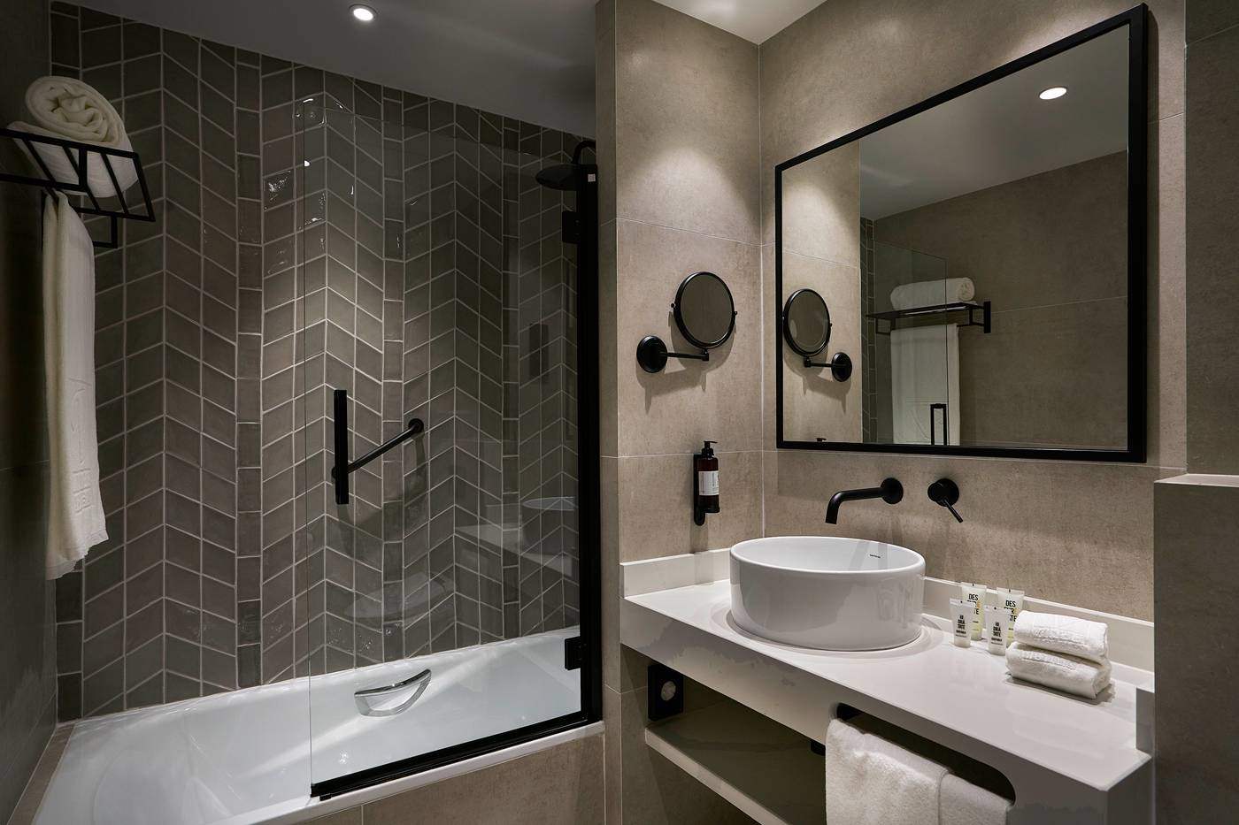 Vincci-Larios-Diez-Room-39