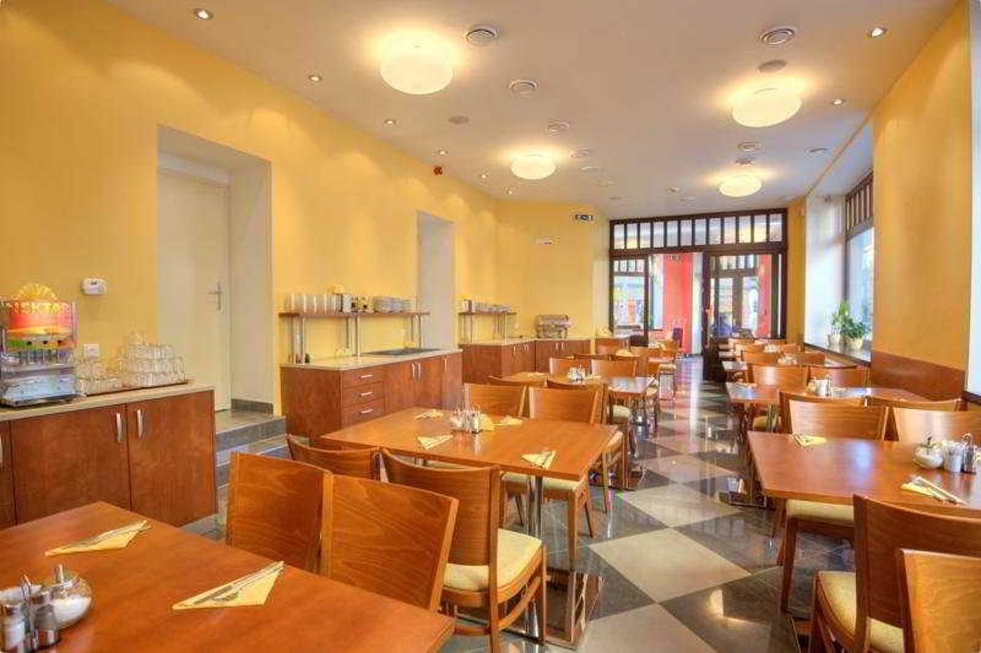 Gloria-Restaurant-14