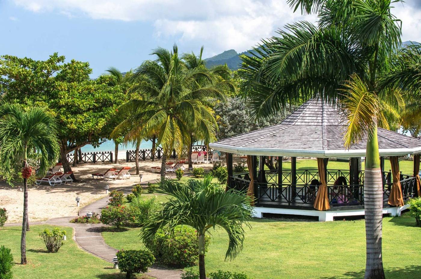 Coyaba Beach Hotel 19.06.25