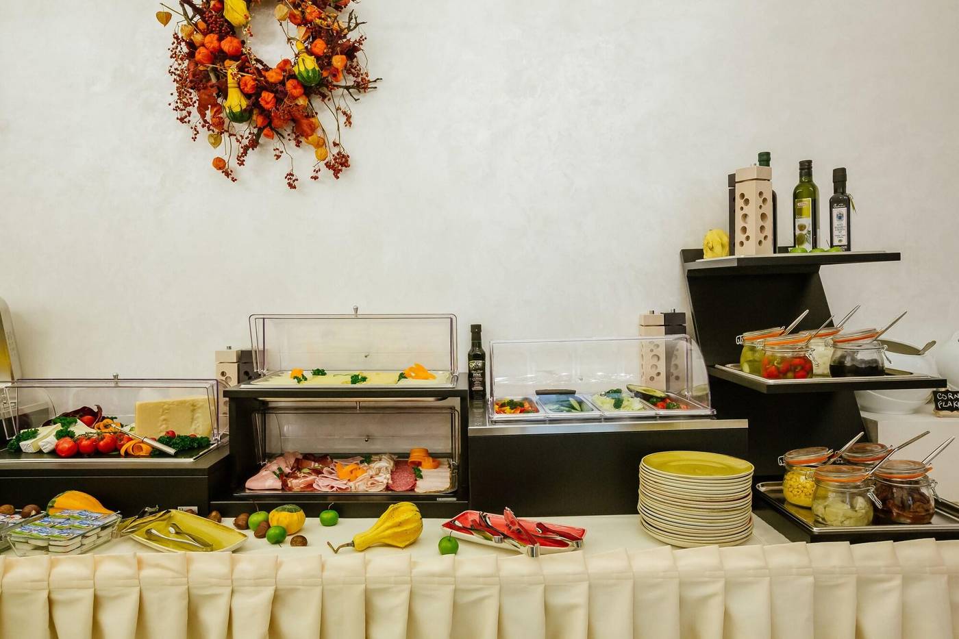 Myo-Hotel-Wenceslas-Restaurant-25