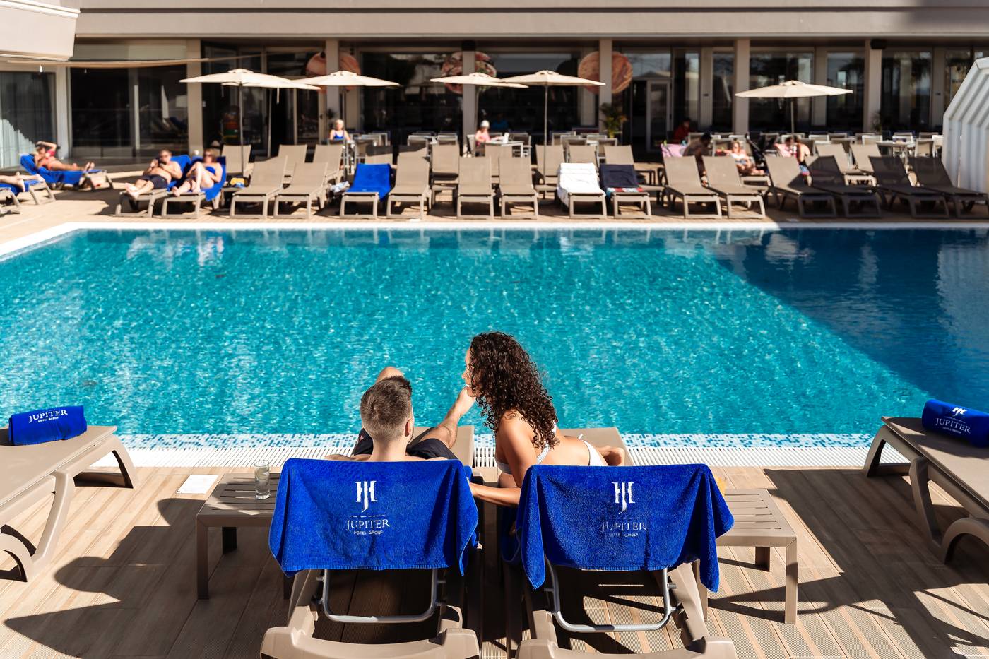 Jupiter-Algarve-Hotel---Beach---Spa-Pool-5