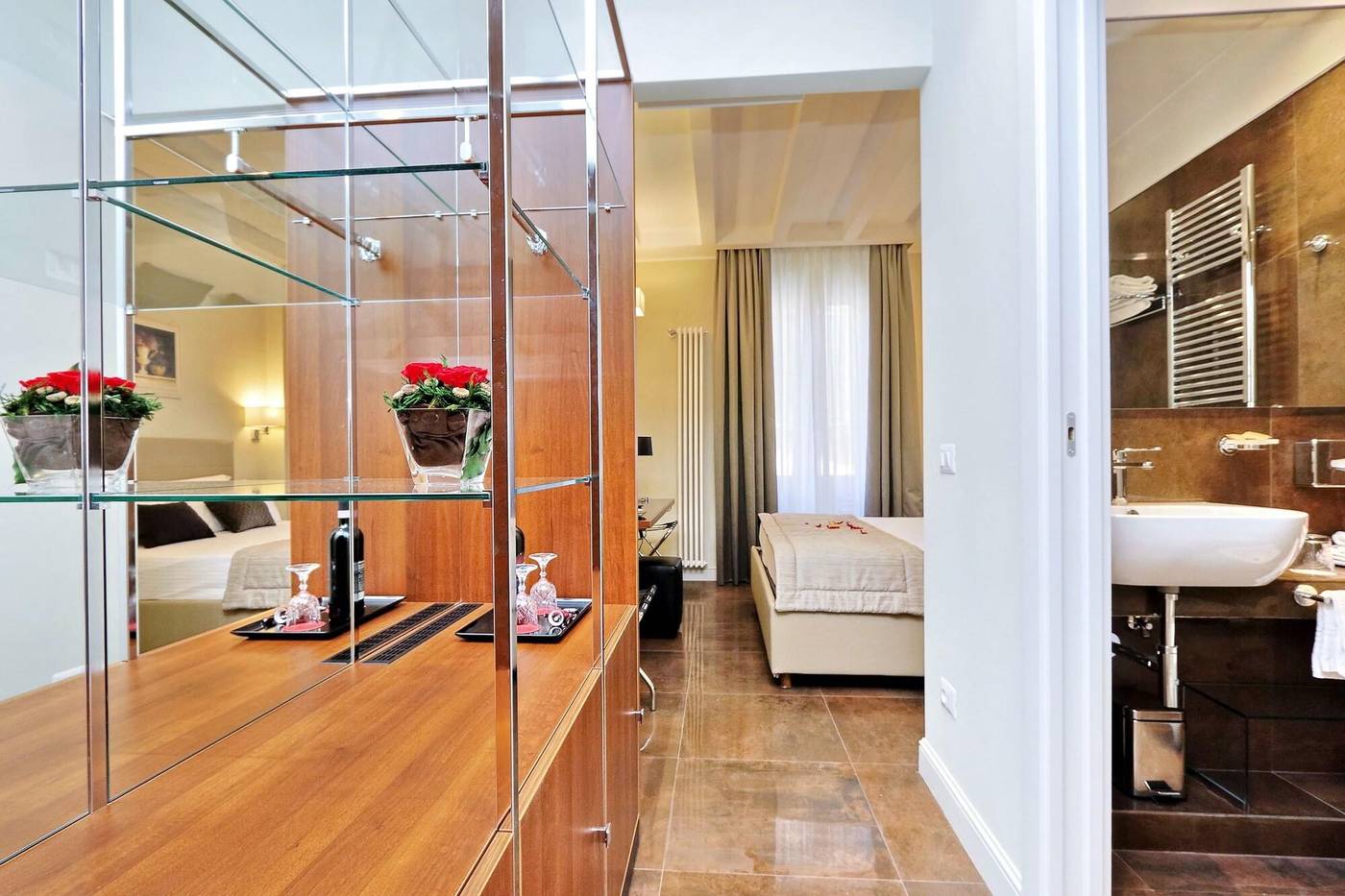 Piazza-Venezia-Grand-Suite-Room-20