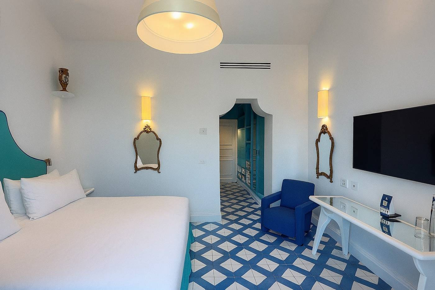 Europa-Palace-Room-39