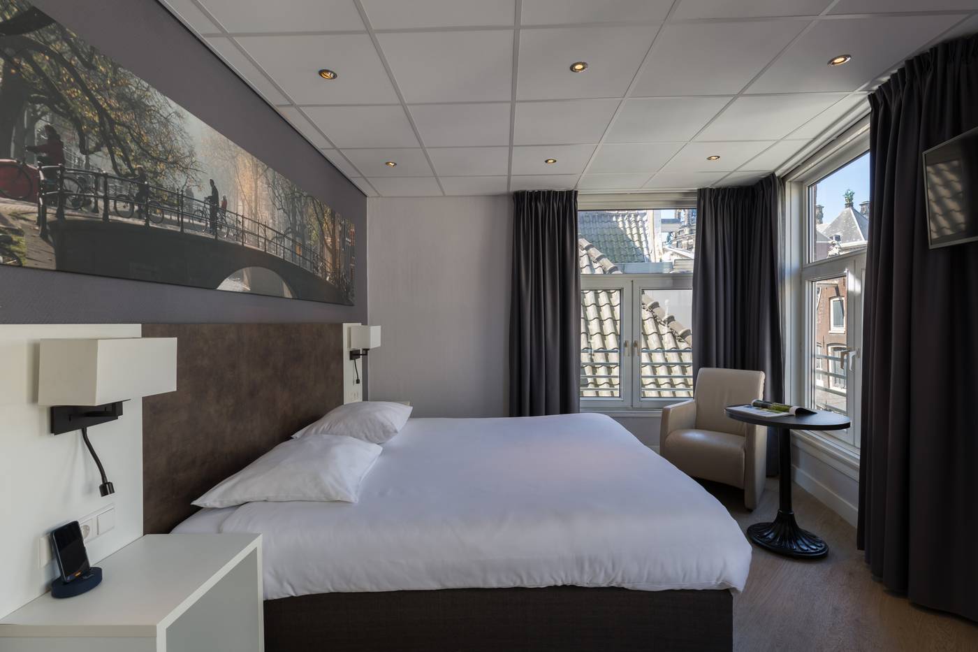 Amsterdam-De-Roode-Leeuw-Room-29