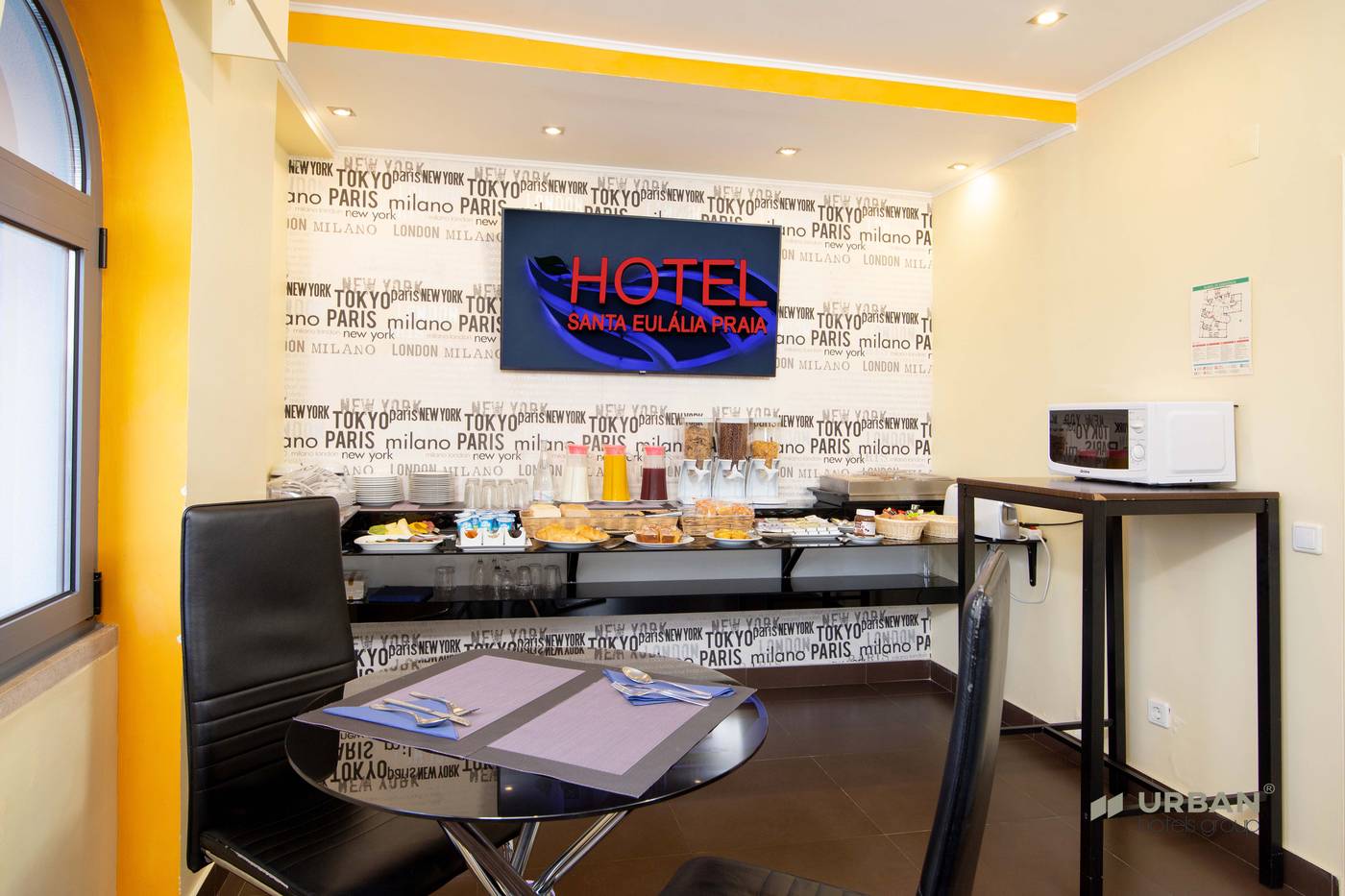 Hotel-Santa-Eulalia-Praia-Restaurant-56