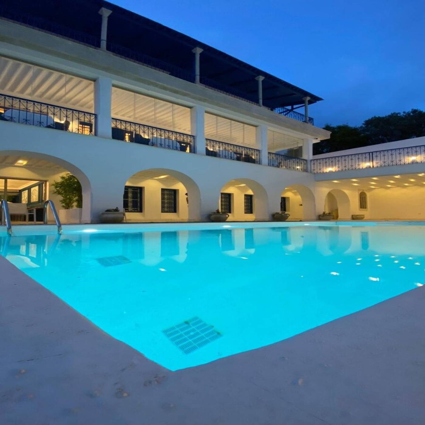 La-Menara-Hotel---Spa-Pool-1