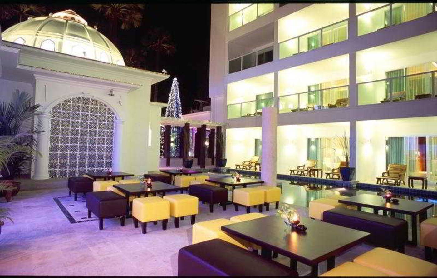 Chanalai-Romantica-Resort-Bar-44