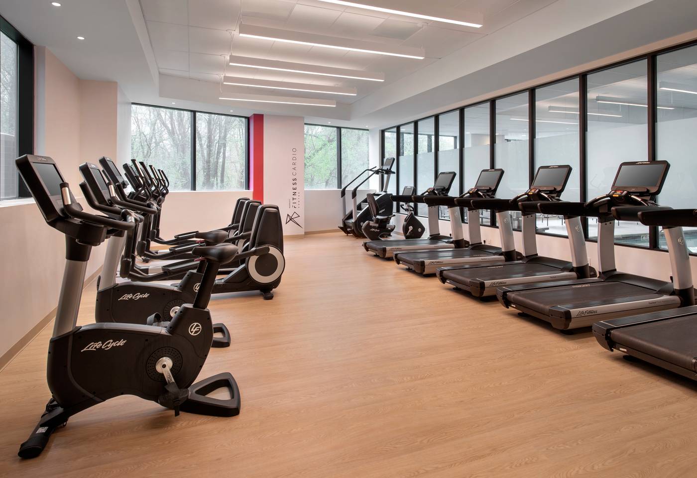 Boston-Marriott-Burlington-Sports-and-Entertainment-38