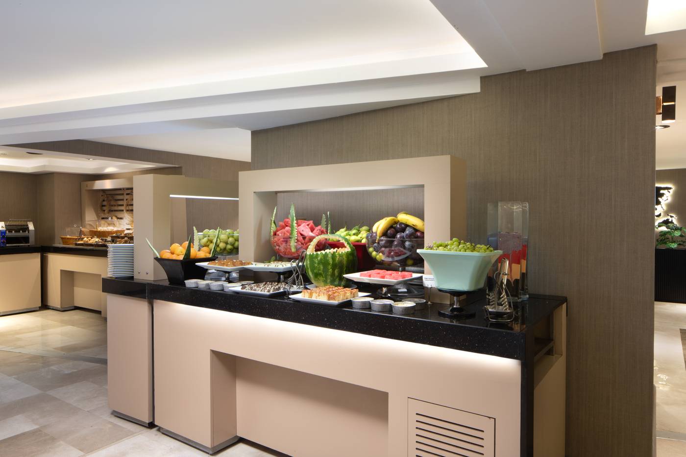 Orka-Royal-Restaurant-43