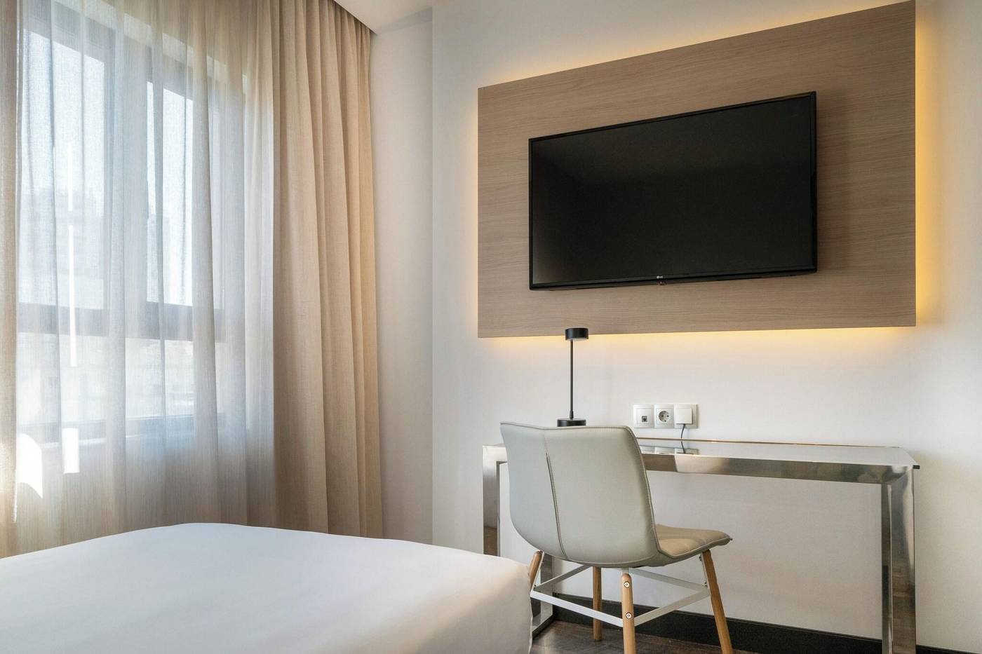TRYP-Cadiz-La-Caleta-Hotel-Room-35