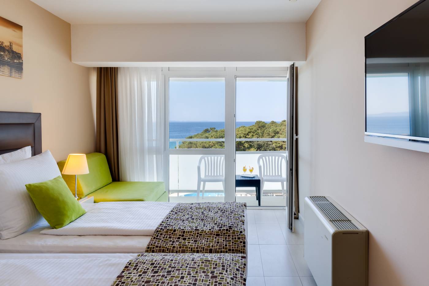 Hotel-Pinija-Petrecane-Room-17