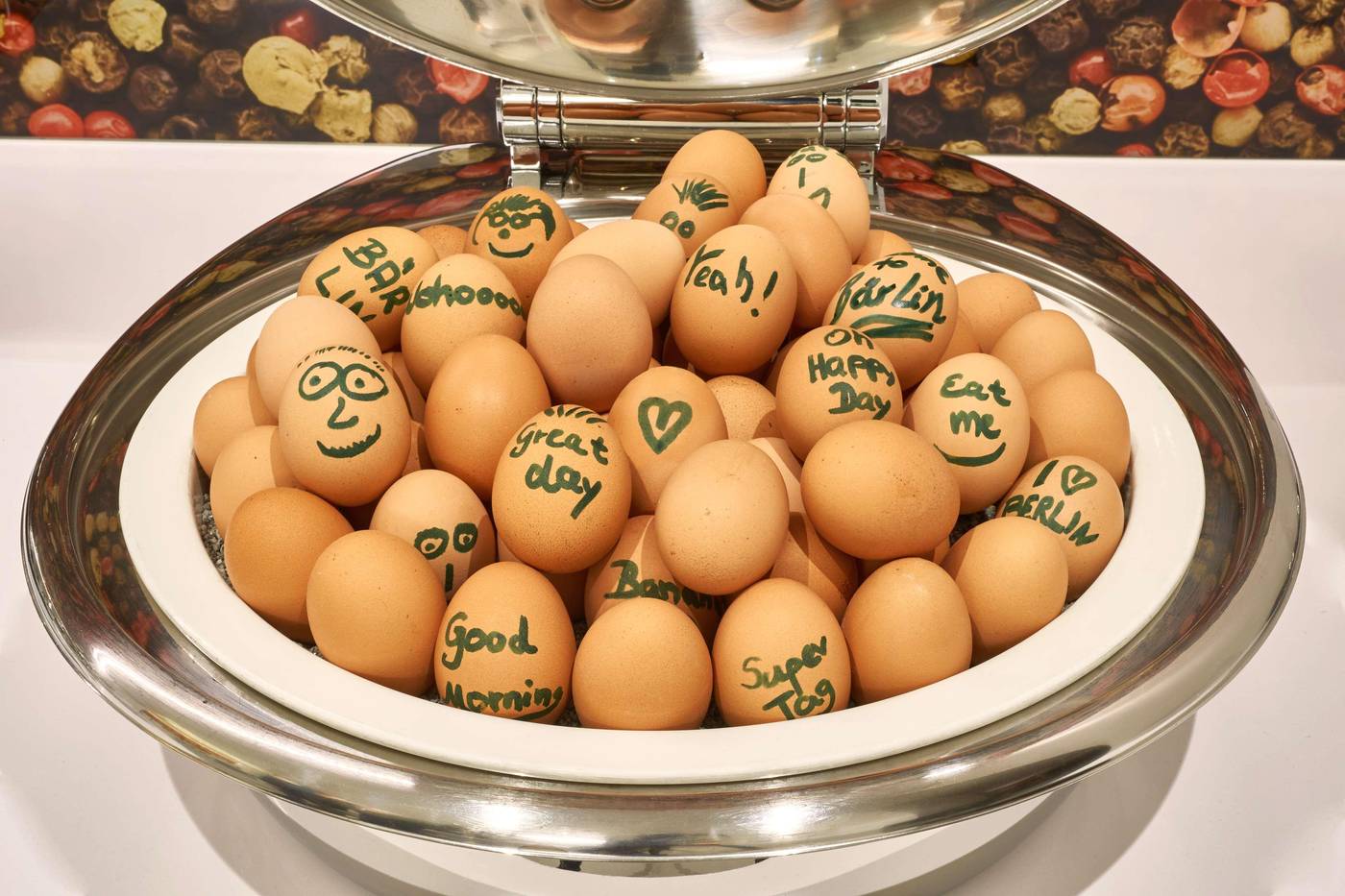 Hampton-Inn-Berlin-City-Centre-Alexanderplatz-Restaurant-38