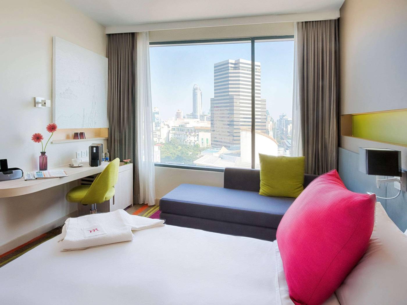 Mercure-Bangkok-Siam-Room-24