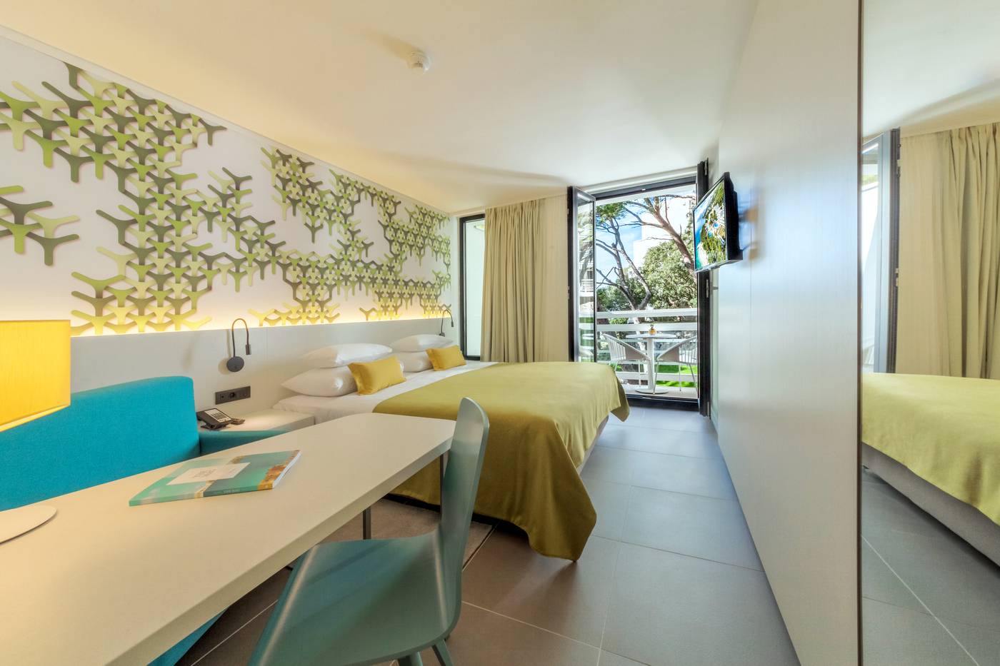 Bluesun Mala Berulia-Croatia-Brela-Room-10