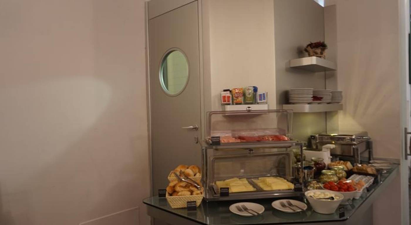 Trevi-Palace-Luxury-Inn-Restaurant-37