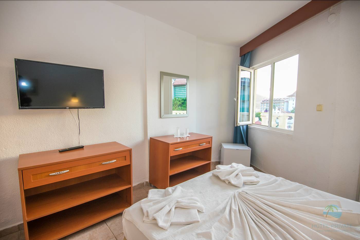 Private-Hotel-Room-30