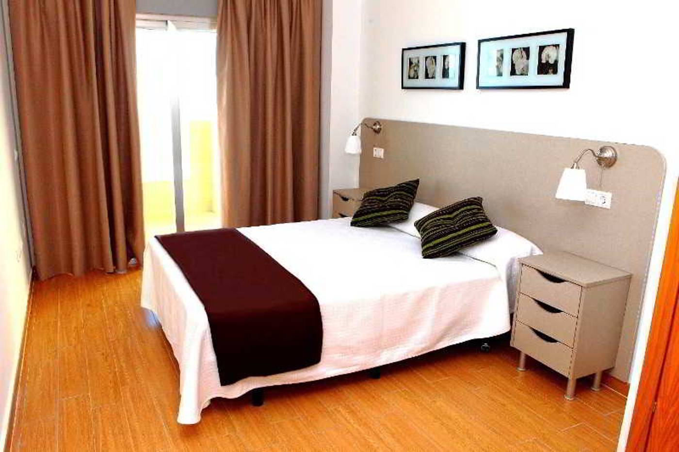 Vegasol-Playa-Apartamentos-Room-5