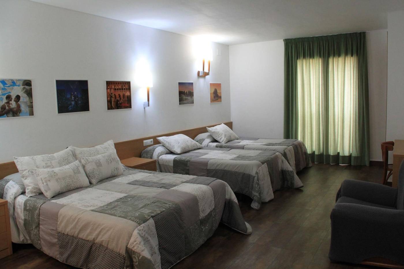 Hotel-Pinxo-Room-15